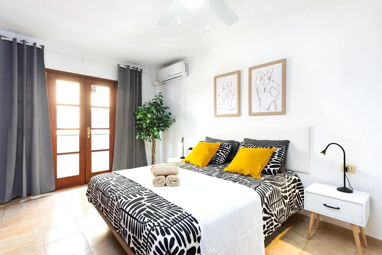 Holiday home Vv Lopemar Villa Los Cristianos