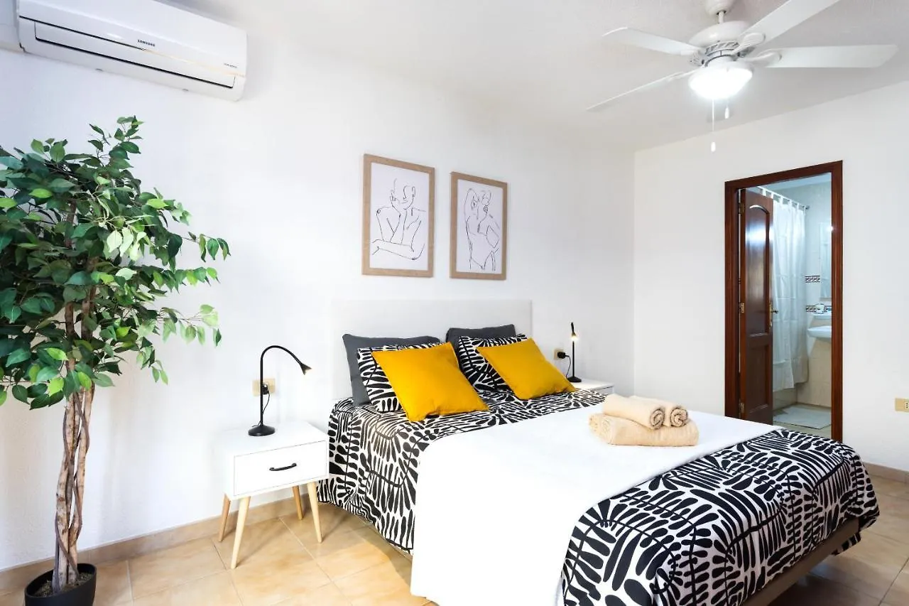 Holiday home Vv Lopemar Villa Los Cristianos  Spain
